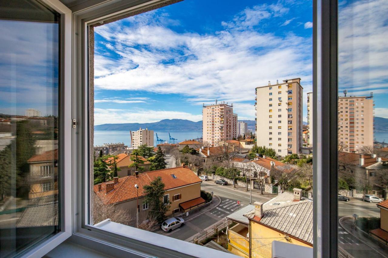 Consensus Apartment Риека Экстерьер фото